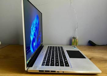 Laptop Gamingowy/Aero 16 xe5