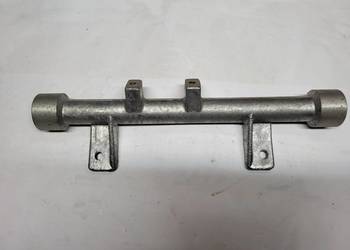 Syrena 101, 102, 103 fabrycznie nowa obudowa wałka pompy wody, wałek