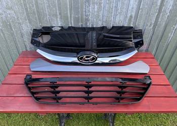 Atrapa kratka zderzaka przód Hyundai ix35 chrom bardzo ładny stan grill