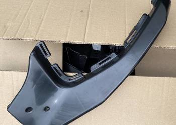 Audi A6 S6 C8 uchwyt ślizg zderzaka przedniego lewy przód 4K0807097