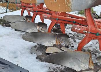 Pług 4- skibowy obrotowy KUHN Master 100