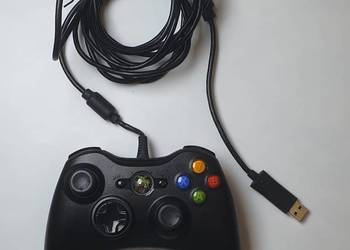 Oryginalny Pad do konsoli XBOX 360 / PC przewodowy