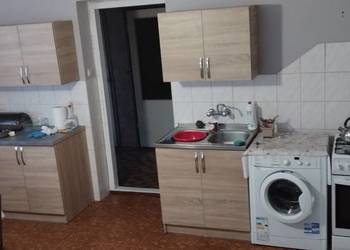 Dom z działka i budynkami gospodarczymi