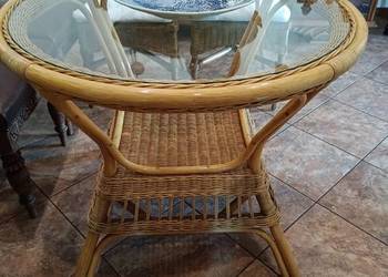 Stół ratanowy, duży , ze szklanym blatem