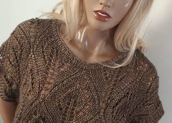 Sweterek ręcznie robiony na drutach