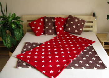 Dekoracyjne pluszowe poszewki 45x45 cm w gwiazdki 6 szt na poduszki+ kocyki