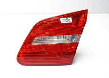LAMPA PRAWY TYŁ TYLNA W KLAPĘ A2468200864 MERCEDES W246 B-KLASA