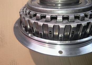 sprzęgło  do automatycznej skrzyni  S-Tronic AUDI 0B5 141 030 E