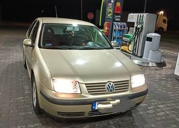 Sprzedam/zamienię Volkswagena Bora 1,6 mpi z gazem 2001 rok