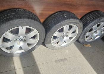 Sprzedam komplet 4 felg aluminiowych (oryginalne Volkswagen) z oponami: