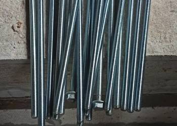pręt gwintowany M-16x660