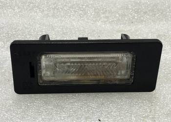 PODŚWIETLENIE TABLICY AUDI A5 8T 07-15 8T0943021