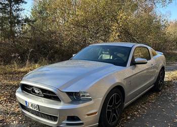 Ford mustang *AKTYWNY WYDECH*