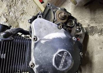 Suzuki GSX 600 f gsf pokrywa lewa kapa gsf600 gsx600 osłona miska dekiel