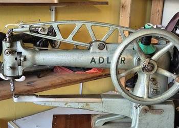 MASZYNA SZEWSKA ŁACIARKA