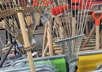 GRABIE, WACHLARZOWE, GRABKI, METALOWE, MOCNE 22 zębowe  kanadyjki taczki PL