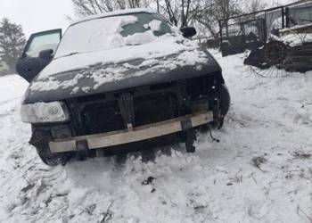 Sprzedam a3 8l na części