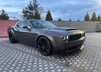 Dodge Challenger 5.7 Turbo manual