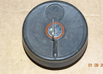 Korek wlewu paliwa 126p.