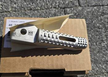 Podnóżek tylny lewy 46 71 7 708 633 BMW S1000RR