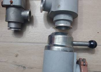 zawór próżniowy kątowy ZK 25-60