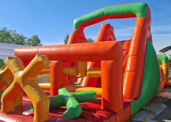 Dmuchany tor przeszkód