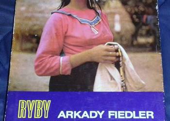 Ryby śpiewają w Ukajali - Arkady Fiedler