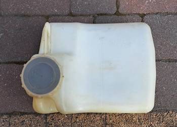 Zbiorniczek płynu do spryskiwaczy W123 kombi S123 1238690420