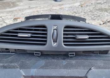 Kratka środkowa nawiewu Renault Laguna 2 lift 2005-2007