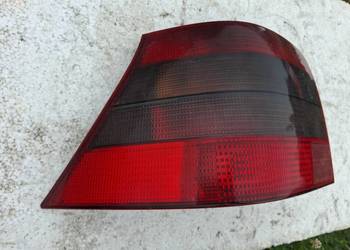 Lampa Prawa Volkswagen Golf 4