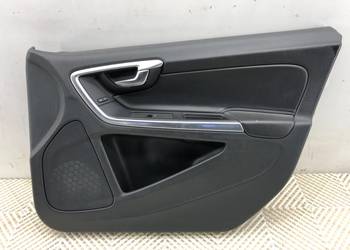 BOCZEK DRZWI PRAWY PRZÓD VOLVO V60 I 31366169 Kombi 10-18 TAPICERKA