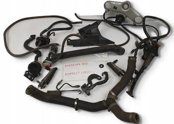 SET ZBIORNICZEK MOCOWANIE Honda VFR 800 VFR800 02-12 części przewód półka