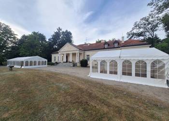 Namioty eventowe z podłogą;