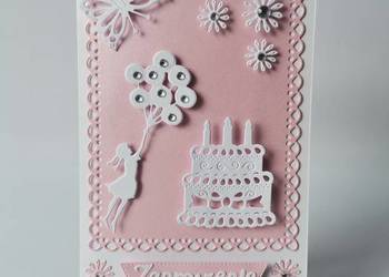 ZAPROSZENIA NA URODZINY TORT – DZIEWCZYNKA Z BALONAMI B6 JASNY RÓŻ – BIEL