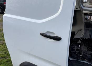 Peugeot Partner IV Berlingo drzwi prawy bok