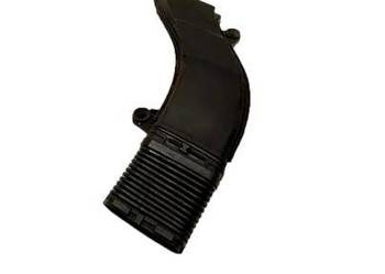 MERCEDES WIELE MODELI Kanal powietrza wlotu silnika lewy MERCEDES WIELE MODELI Kanal powietrza wlotu silnika lewy