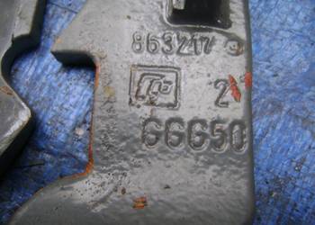 APARAT PRASA CLAAS QUADRANT 863217 PODSTAWA GGG50