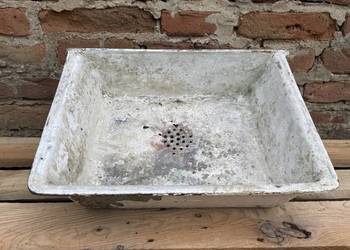 STARY ZLEW ŻELIWNY, UMYWALKA - SYGNOWANY