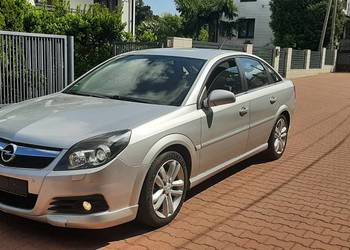 Opel Vectra GTS rok 2009 bezwypadkowe serwisowane