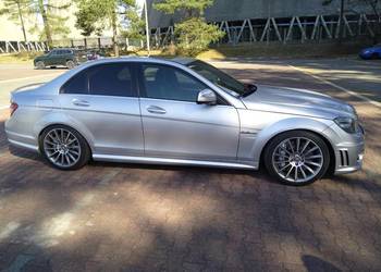 Mercedes-Benz C63 AMG P30 487 KM 6.2 V8 LSD AMG Performance Package P30