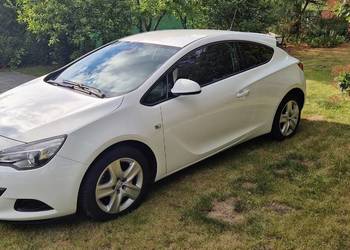 Opel Astra J GTC