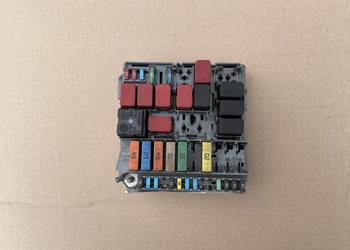 51781452 skrzynka bezpieczników fiat 500