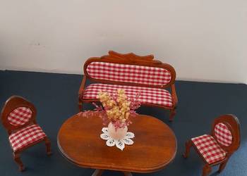 Zestaw mebelek dla lalek- jadalnia w skali 1:12