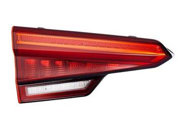 Audi A4 B9 15‑19 Lampa tylna wewnętrzna lewa LED Hella dynamiczny migacz