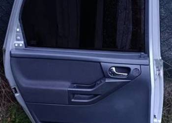 Drzwi  kompletne i na części Drzwi  kompletne i na części