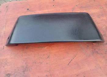 Polonez  daszek  osłona licznika ,schowek  deski rozdzielczej kratki