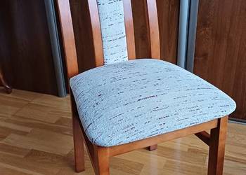 Krzesła tapicerowane