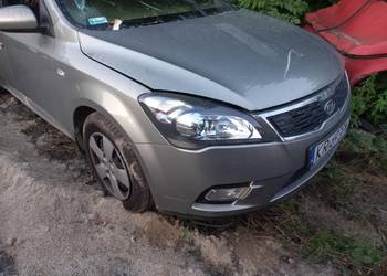 Części kia ceed maska zderzak lampy błotnik silnik skrzynia drzwi klapa pas