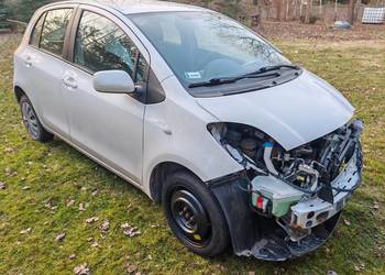 Toyota Yaris 1.0 benzyna