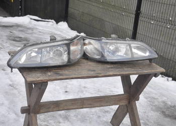 Reflektory Lampy Przód Honda Accord 6 VI Xenon Soczewki Lekko Uszkodzone